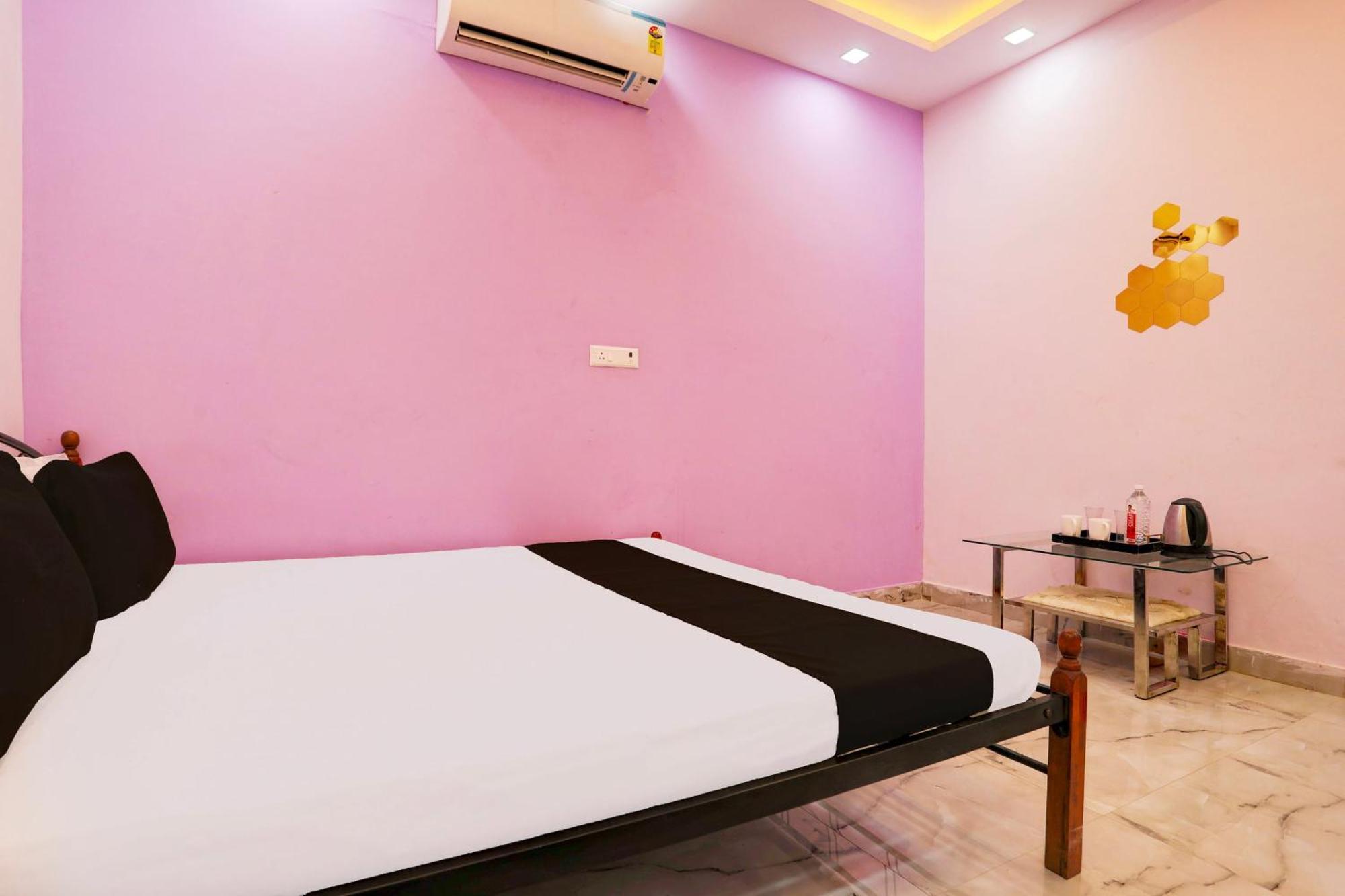 Hotel O Rajendra Palace Kanpur Eksteriør billede